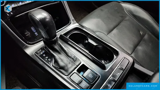 HYUNDAI GRANDEUR 2.2 DIESEL PREMIUM