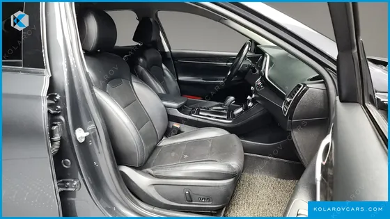 HYUNDAI GRANDEUR 2.2 DIESEL PREMIUM