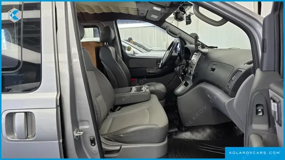 HYUNDAI STAREX CAMPING CAR