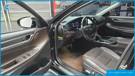 HYUNDAI GRANDEUR 2.2 DIESEL PREMIUM