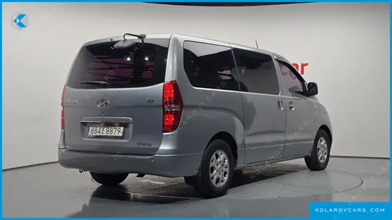 HYUNDAI STAREX 3-SEATER VAN