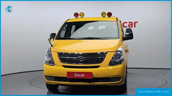 HYUNDAI STAREX GUARD CAR OF CHILDREN