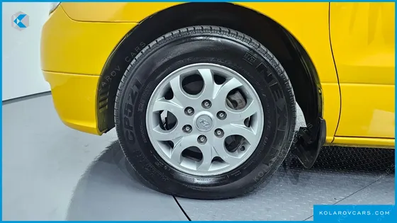 HYUNDAI STAREX GUARD CAR OF CHILDREN