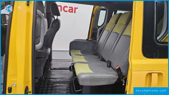 HYUNDAI STAREX GUARD CAR OF CHILDREN
