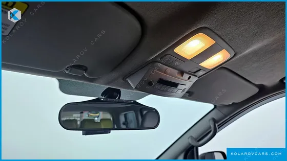 HYUNDAI STAREX GUARD CAR OF CHILDREN