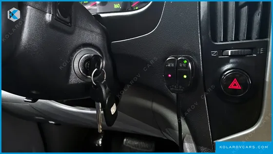 HYUNDAI STAREX GUARD CAR OF CHILDREN