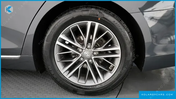 HYUNDAI GRANDEUR 3.0 LPI MODERN (RENTAL CAR)