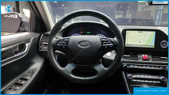 HYUNDAI GRANDEUR 2.4 PREMIUM