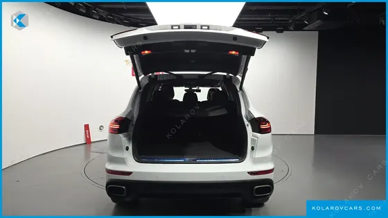 PORSCHE CAYENNE 3.0 DIESEL PLATIUM EDITION