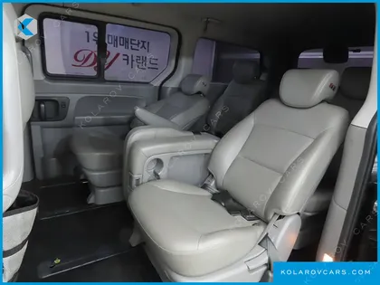 HYUNDAI STAREX 11-SEATER WAGON