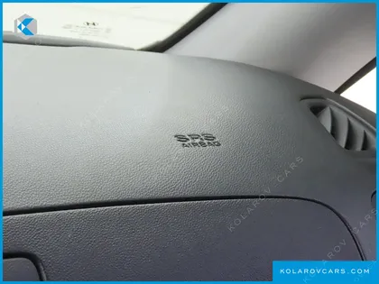 HYUNDAI STAREX 11-SEATER WAGON