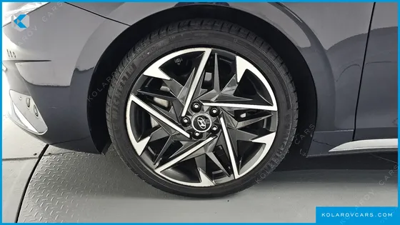 HYUNDAI GRANDEUR 3.3