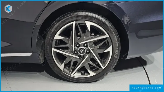 HYUNDAI GRANDEUR 3.3
