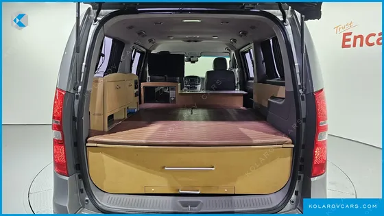 HYUNDAI STAREX 4WD CAMPING CAR