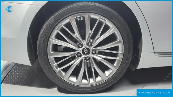 HYUNDAI GRANDEUR 2.4 PREMIUM