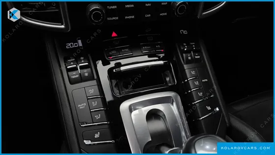 PORSCHE CAYENNE 3.0 DIESEL PLATIUM EDITION
