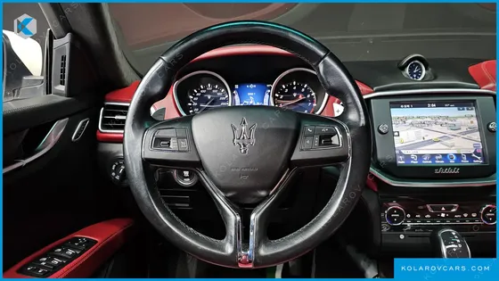 MASERATI GHIBLI 3.0S Q4