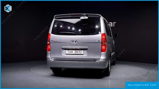 HYUNDAI STAREX 12-SEATER WAGON