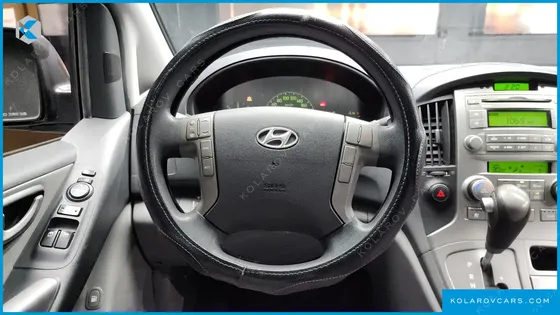 HYUNDAI STAREX 12-SEATER WAGON