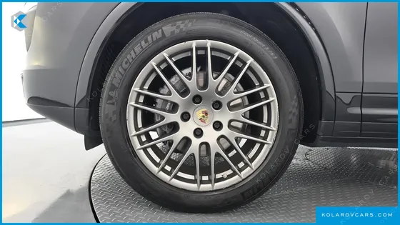 PORSCHE CAYENNE 3.0 DIESEL PLATIUM EDITION
