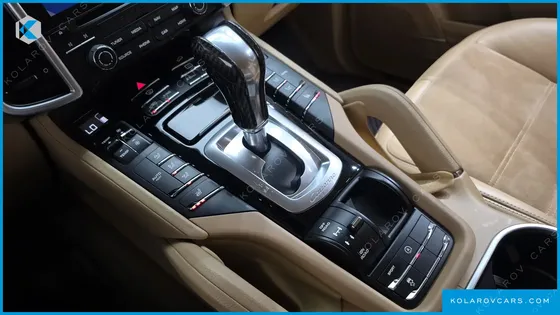 PORSCHE CAYENNE 3.0 DIESEL PLATIUM EDITION