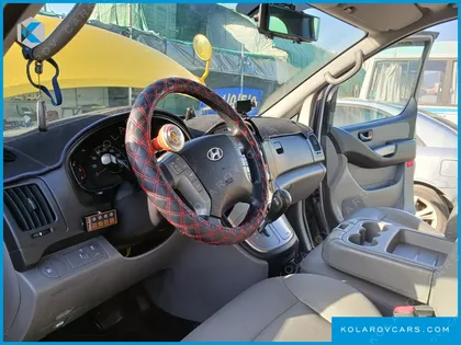 HYUNDAI STAREX 4WD GUARD CAR OF CHIDREN