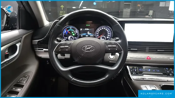 HYUNDAI GRANDEUR PREMIUM CHOICE