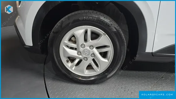 HYUNDAI VENUE 1.6 SMART