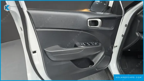 HYUNDAI VENUE 1.6 SMART