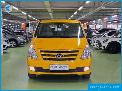 HYUNDAI STAREX 12-SEATER WAGON