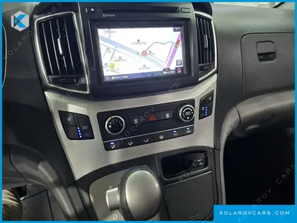 HYUNDAI STAREX 12-SEATER WAGON