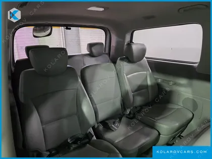 HYUNDAI STAREX 12-SEATER WAGON