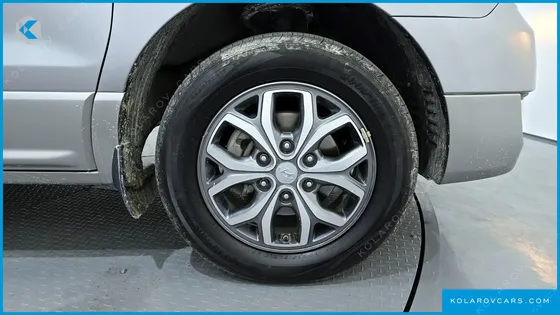 HYUNDAI STAREX 4WD 11-SEATER WAGON
