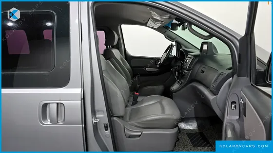 HYUNDAI STAREX 4WD 11-SEATER WAGON