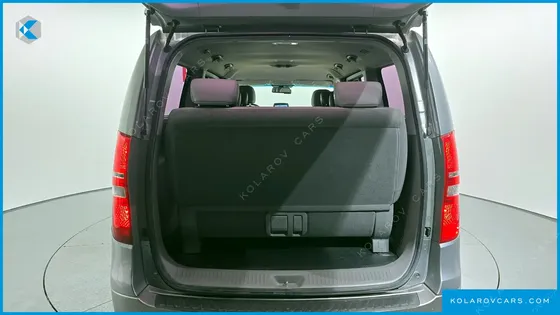HYUNDAI STAREX 4WD 11-SEATER WAGON