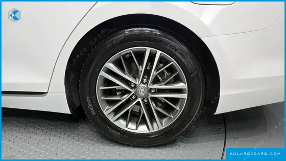 HYUNDAI GRANDEUR 2.4 PREMIUM