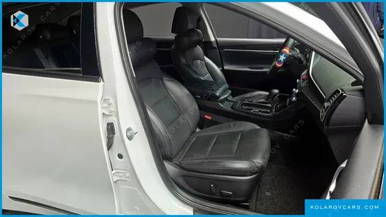 HYUNDAI GRANDEUR 2.4 PREMIUM