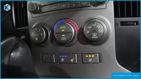 HYUNDAI STAREX 5-SEATER VAN