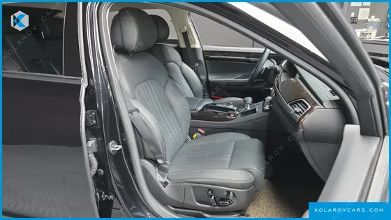 GENESIS G90 3.8