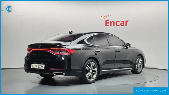 HYUNDAI GRANDEUR 2.4 PREMIUM