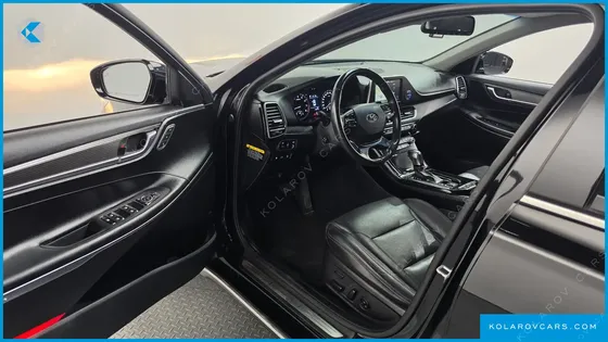 HYUNDAI GRANDEUR 2.4 PREMIUM