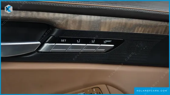 GENESIS G90 3.3 T AWD