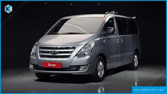 HYUNDAI STAREX 5-SEATER VAN