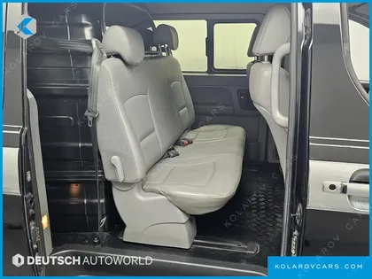 HYUNDAI STAREX 5-SEATER VAN