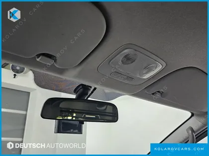 HYUNDAI STAREX 5-SEATER VAN