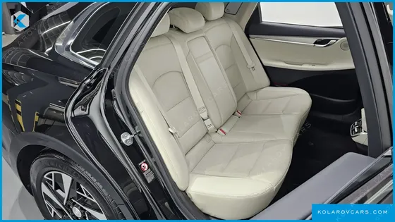 HYUNDAI GRANDEUR LE BLANC
