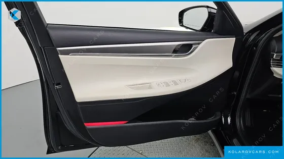 HYUNDAI GRANDEUR LE BLANC