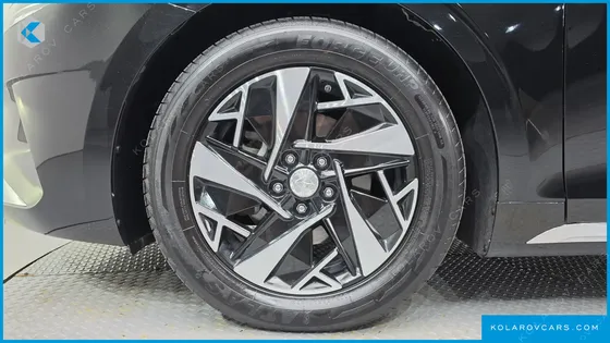 HYUNDAI GRANDEUR EXCLUSIVE