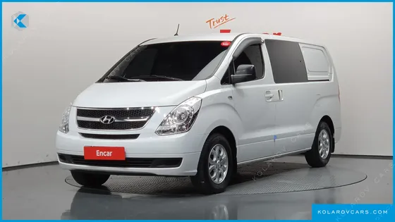 HYUNDAI STAREX 5-SEATER VAN