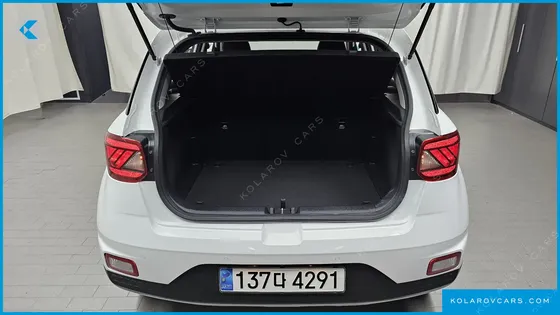HYUNDAI VENUE 1,6 PREMIUM